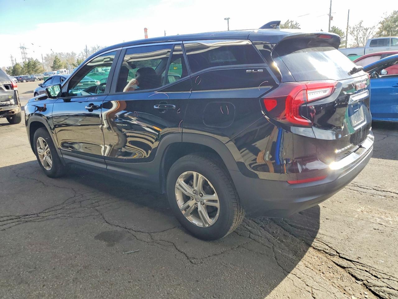 2024 GMC Terrain SLE