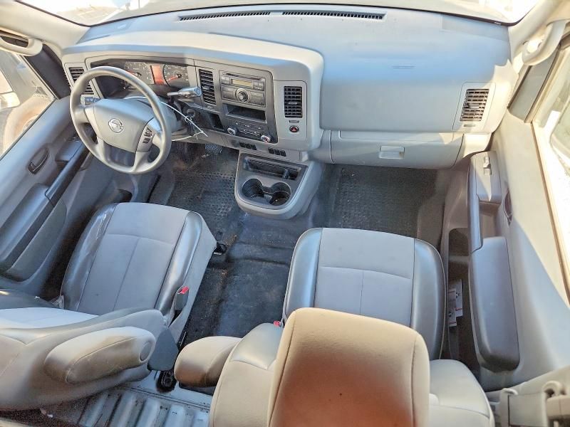 2014 Nissan Nv 2500 Utility / Service van