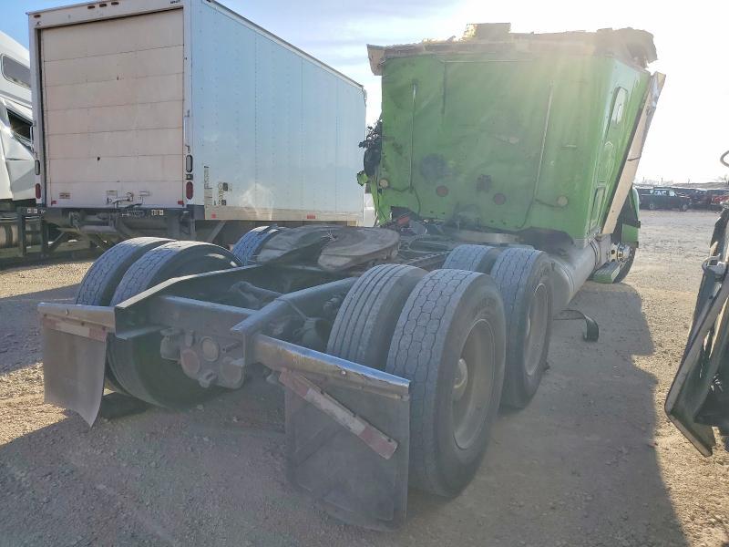 2019 Freigliner 2019 Freightliner Coronado Semi Truck