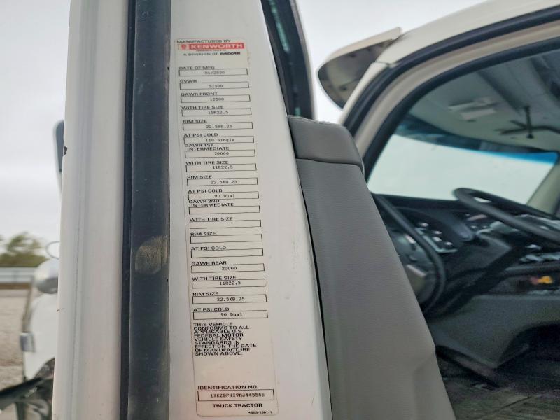 2021 Kenworth T880 Semi Truck