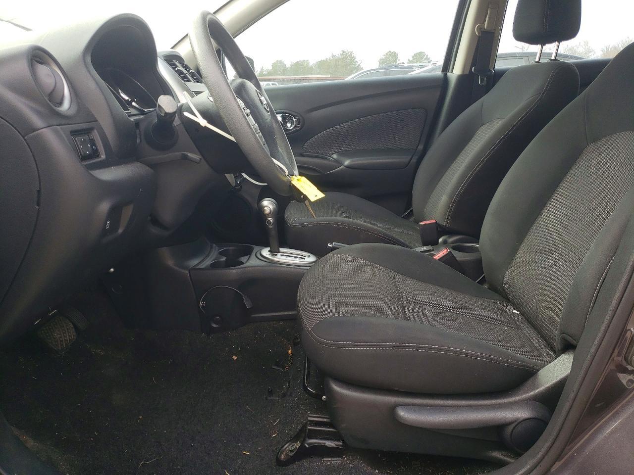2015 Nissan Versa s