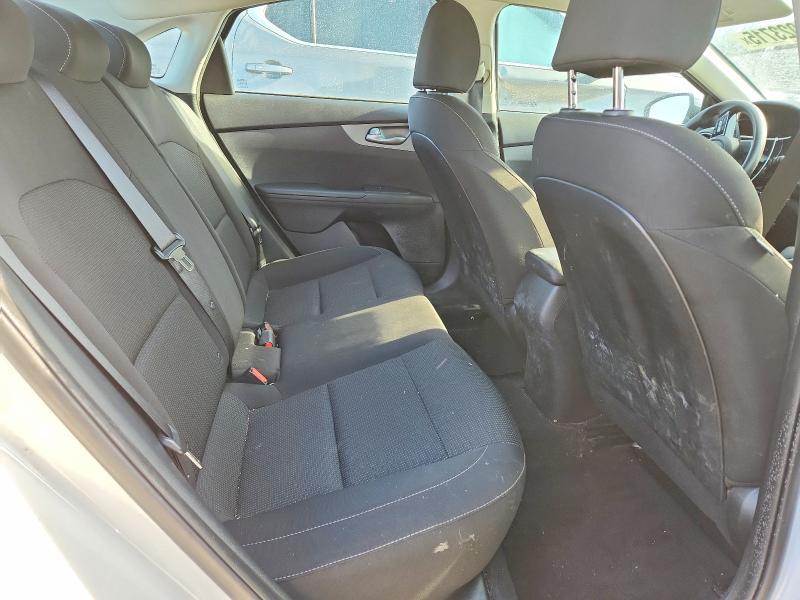 2021 KIA Forte fe