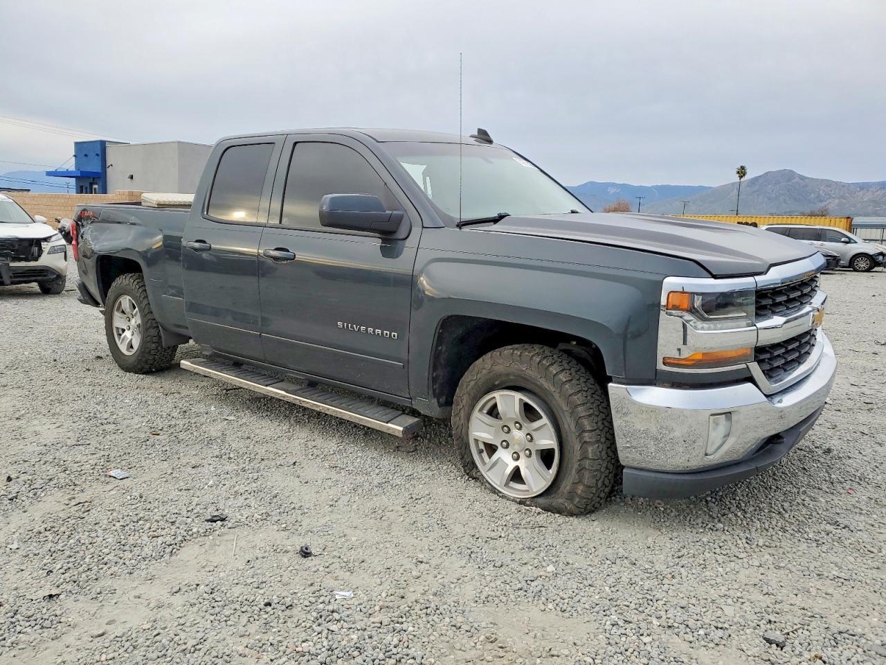 2018 Chev Silverado K1500 LT