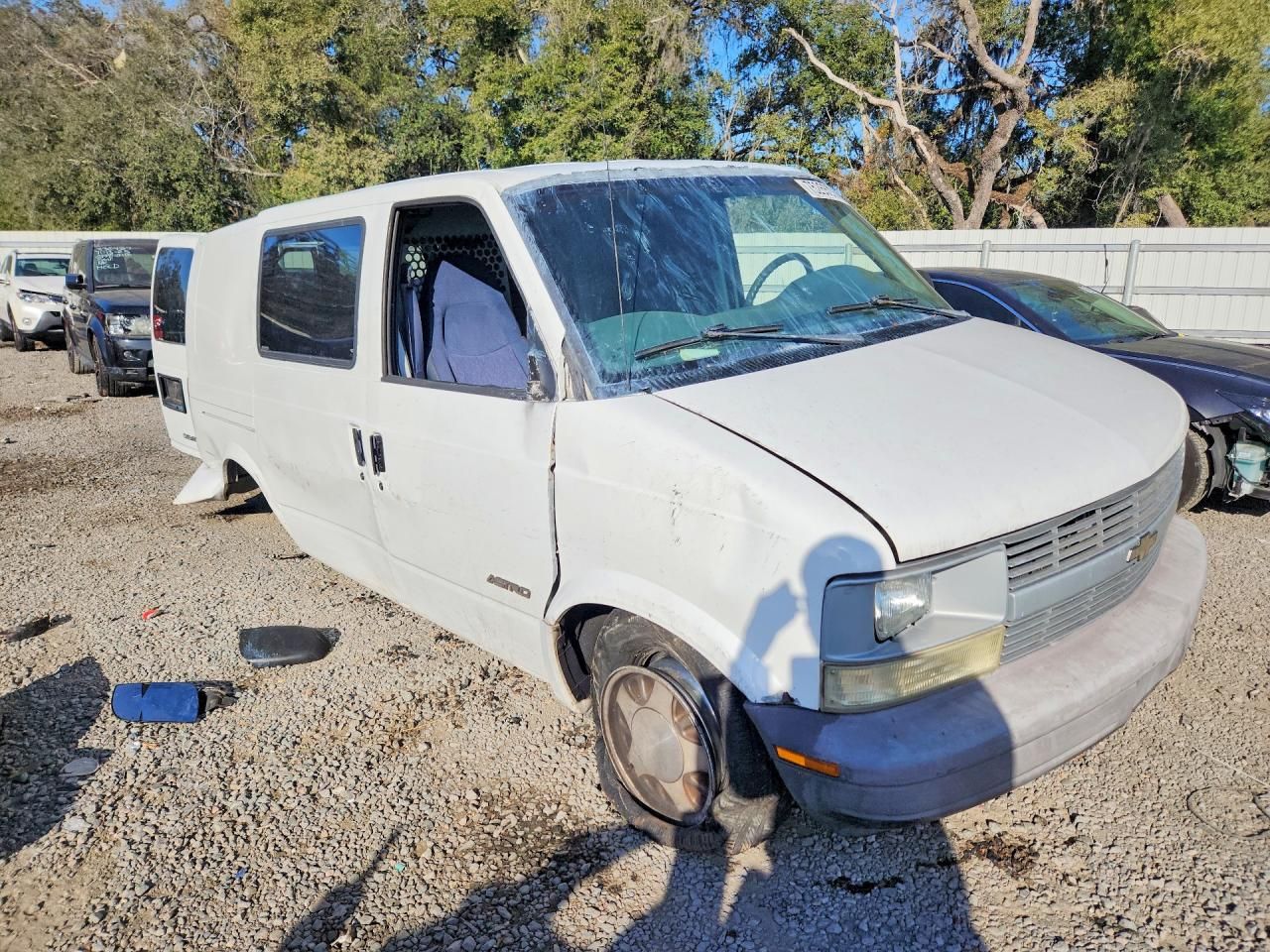 2001 Chevrolet Astro Delivery Van