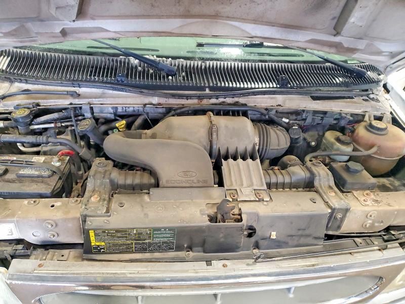 2002 Ford Econoline Cargo E-25