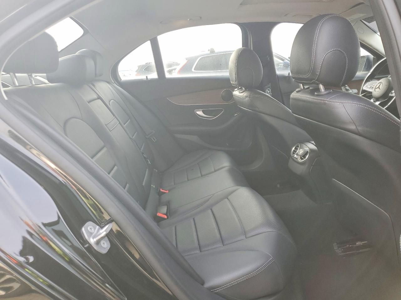 2020 Mercedes-Benz C300