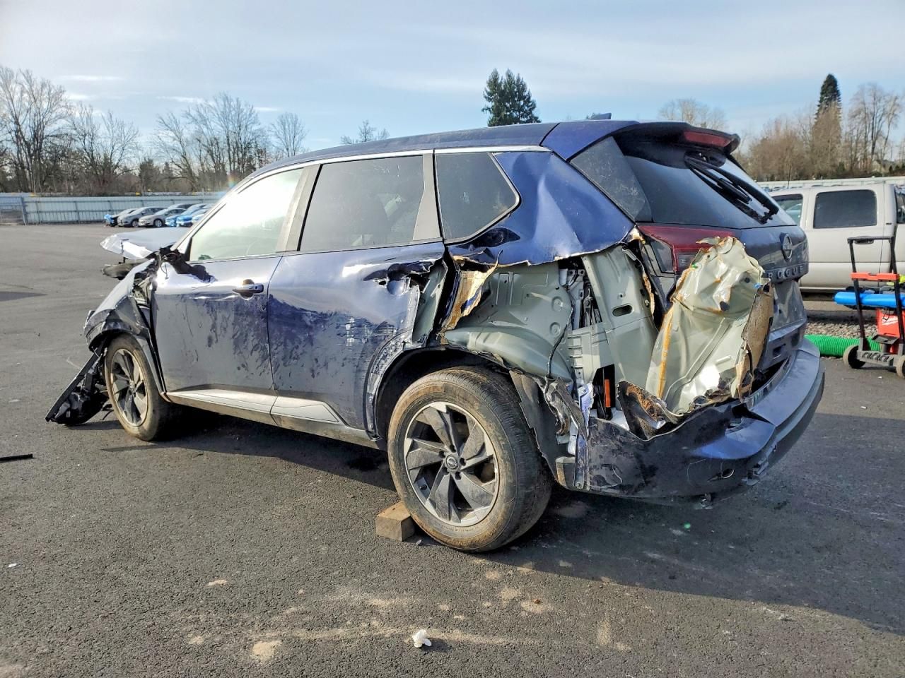 2025 Nissan Rogue sv