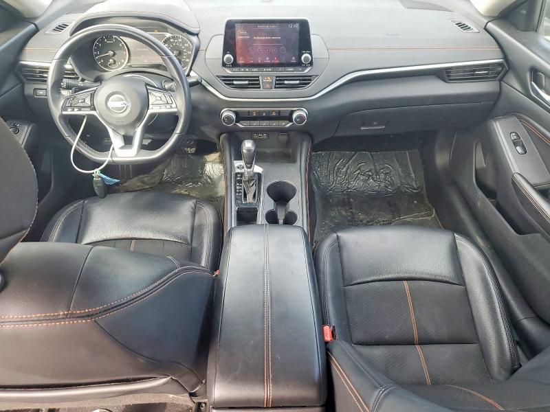 2021 Nissan Altima sr