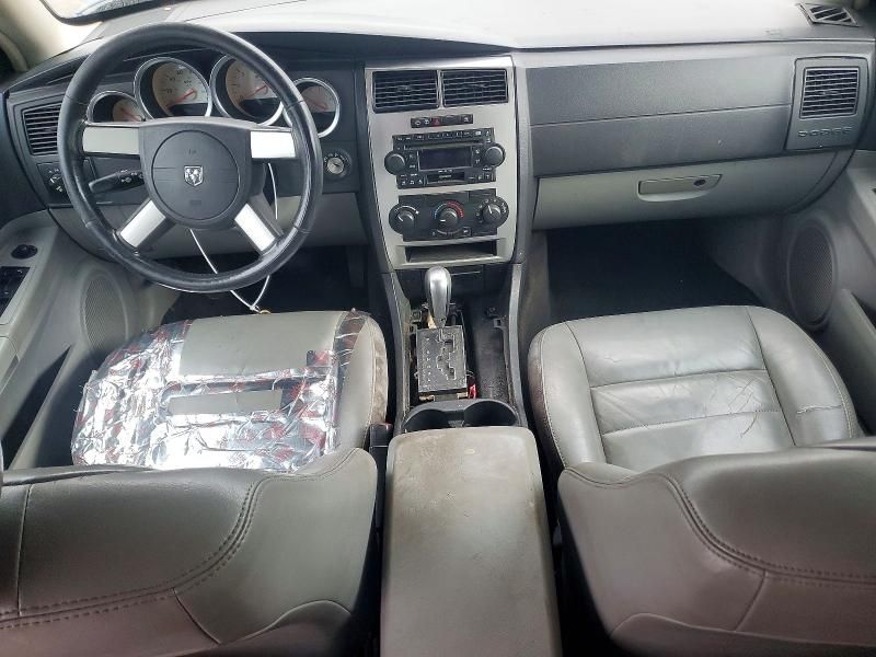 2006 Dodge Magnum sxt