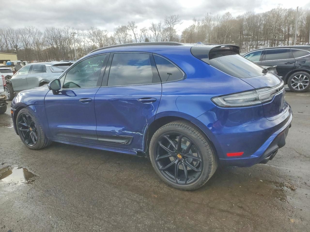 2025 Porsche Macan gts