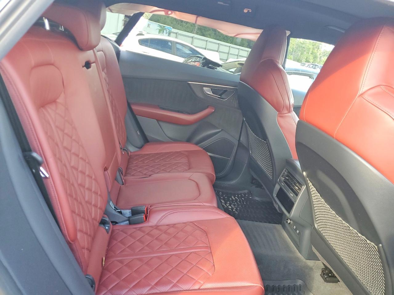 2021 Audi SQ8 Premium Plus