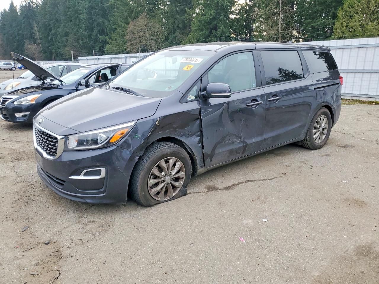 2020 KIA Sedona lx