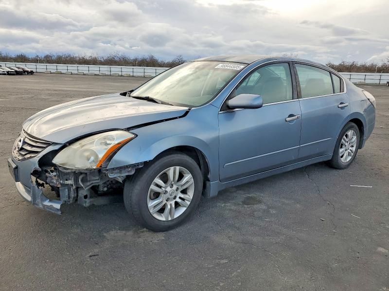 2011 Nissan Altima Base