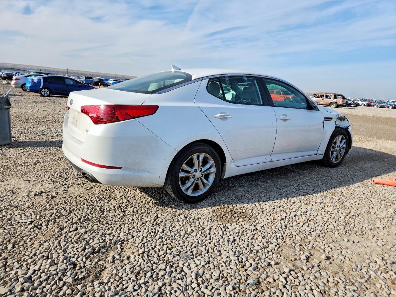 2012 KIA Optima lx