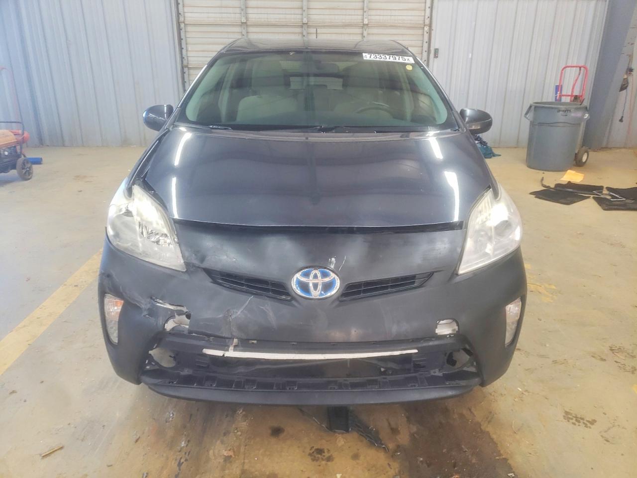 2013 Toyota Prius Three