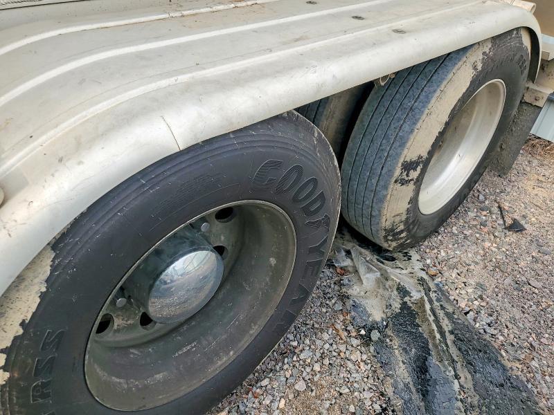 1997 Walker Tank Trailer