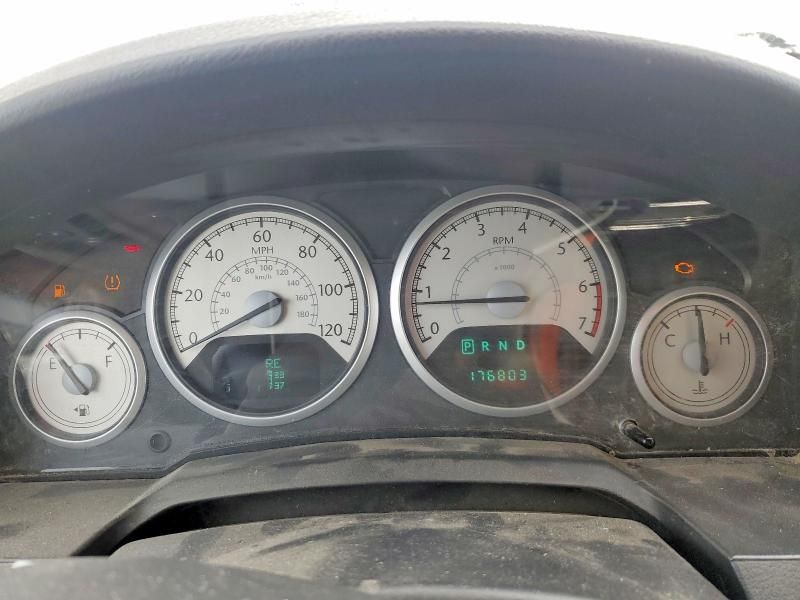 2010 Chrysler Town & Country Touring Plus