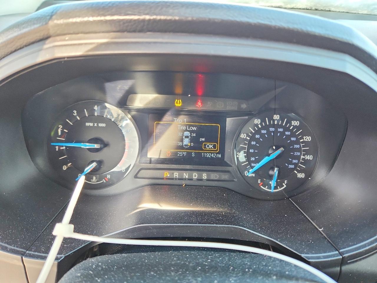 2017 Ford Edge se