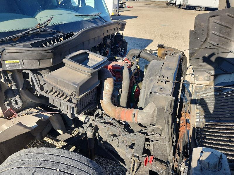 2018 International 4300 box Truck