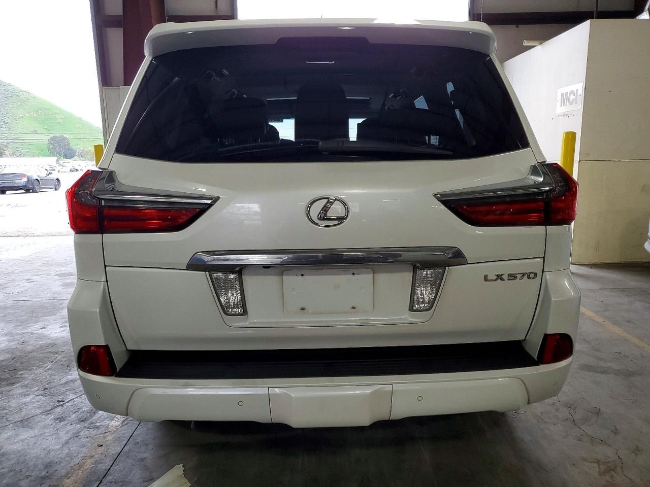 2016 Lexus Lx 570
