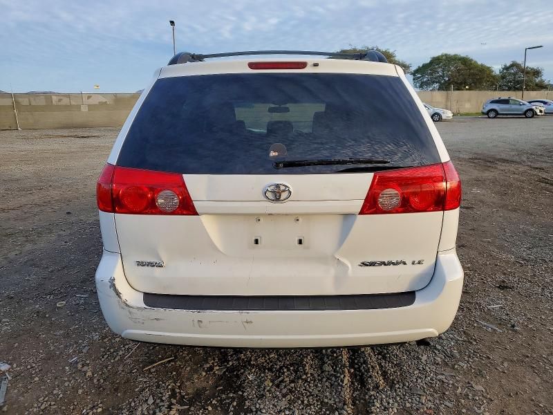 2009 Toyota Sienna ce