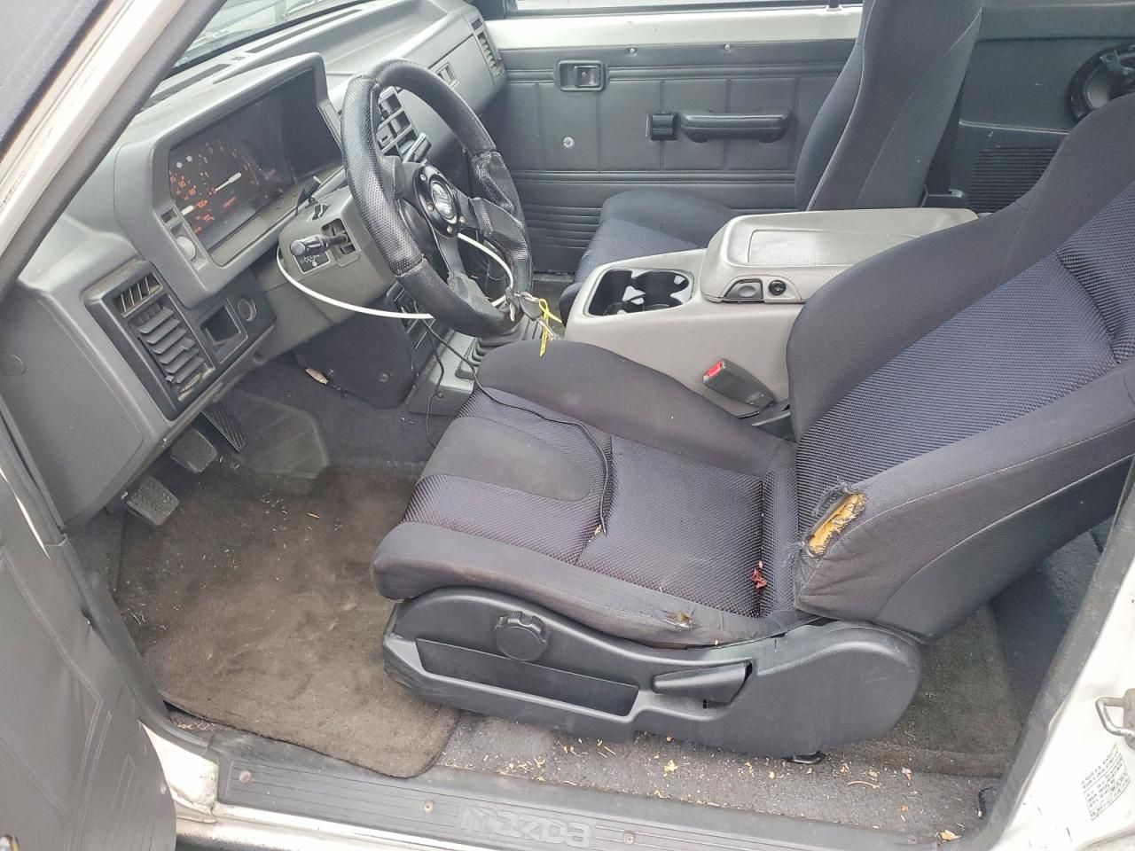 1990 Mazda B2200 cab Plus