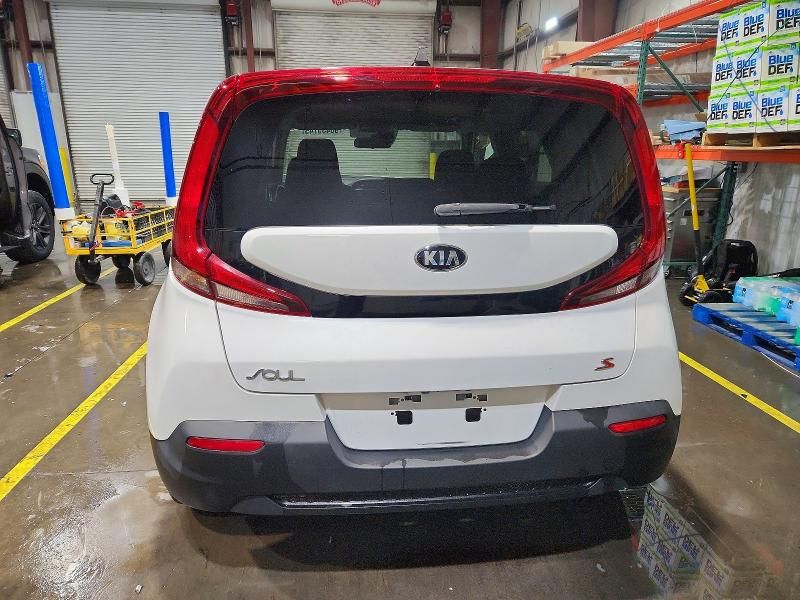2021 KIA Soul lx