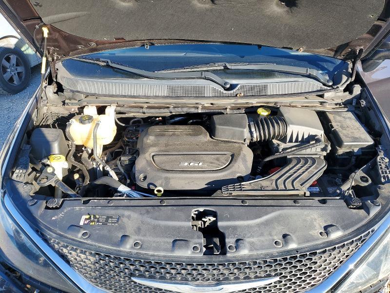 2017 Chrysler Pacifica lx