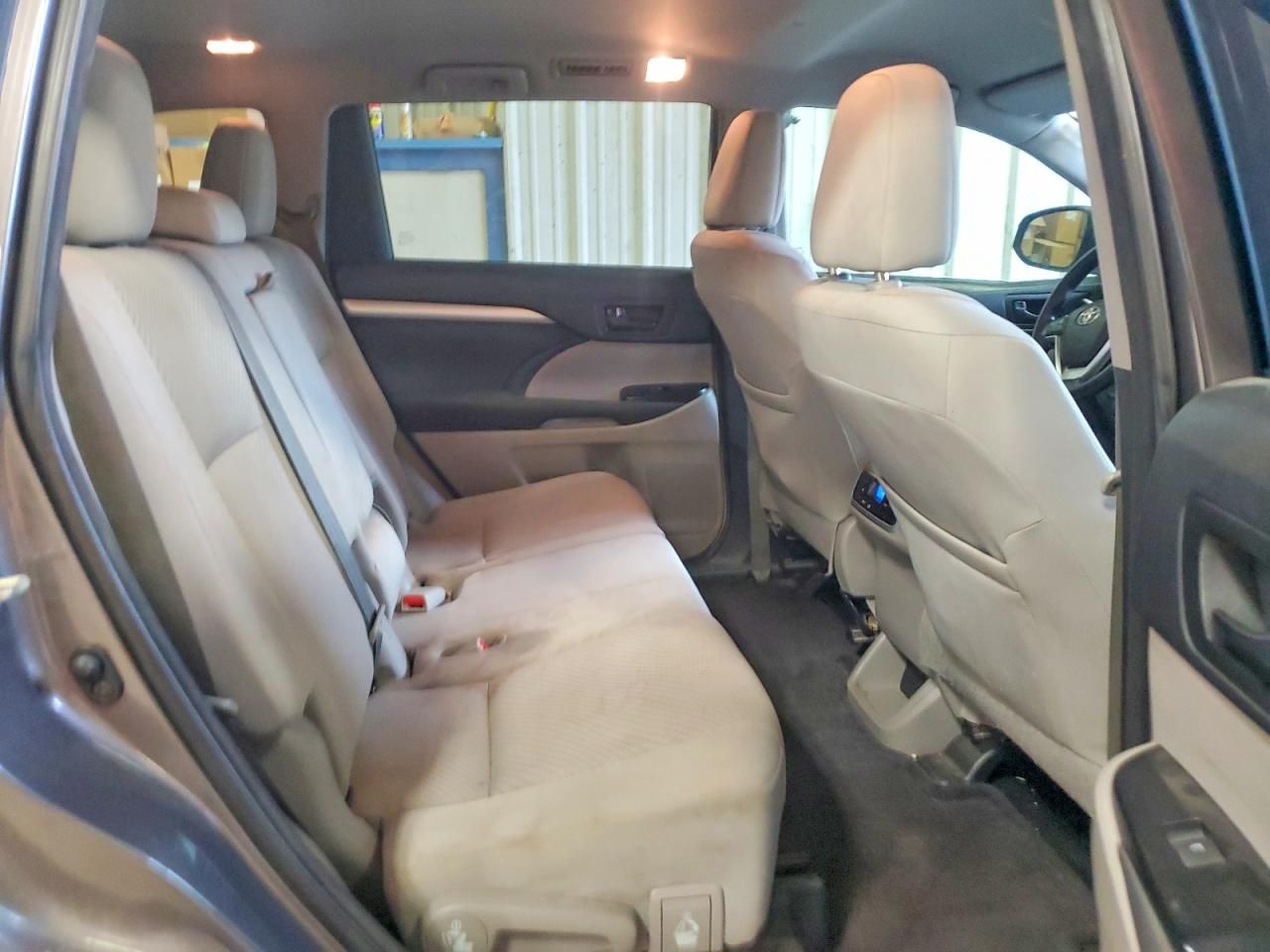 2018 Toyota Highlander le