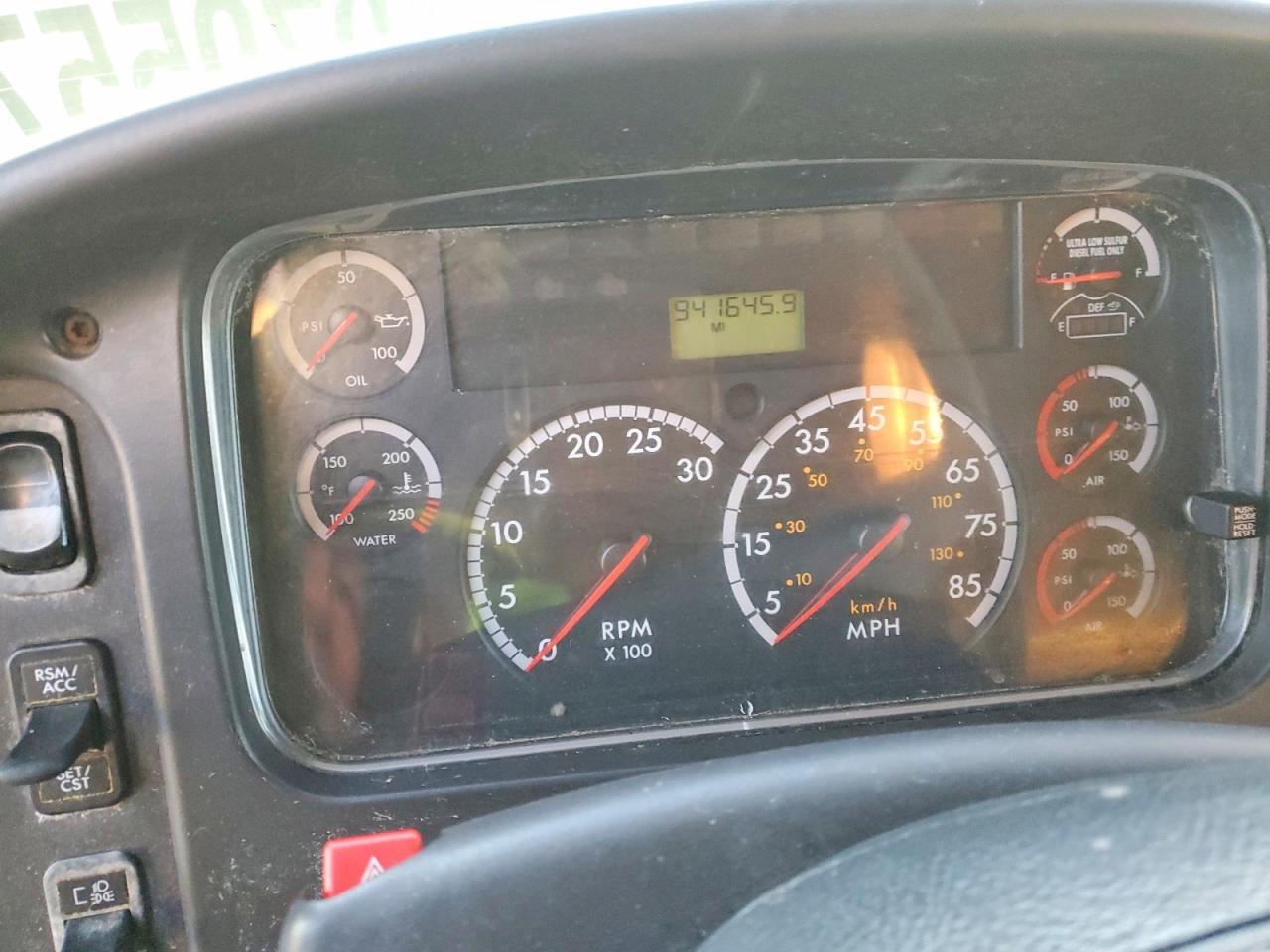 2020 Freightliner Business Class M2 BOX Truck