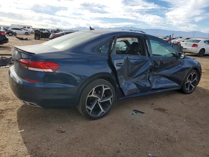 2022 Volkswagen Passat R-line