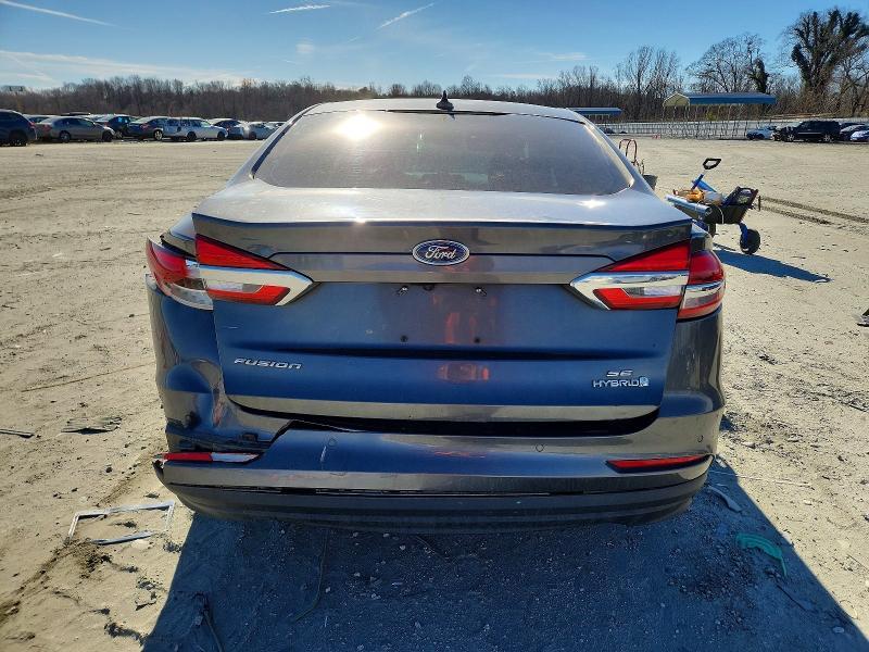 2019 Ford Fusion se