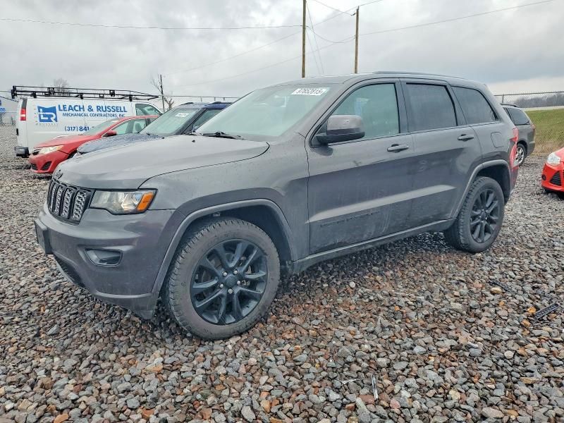2020 Jeep Grand Cherokee Laredo