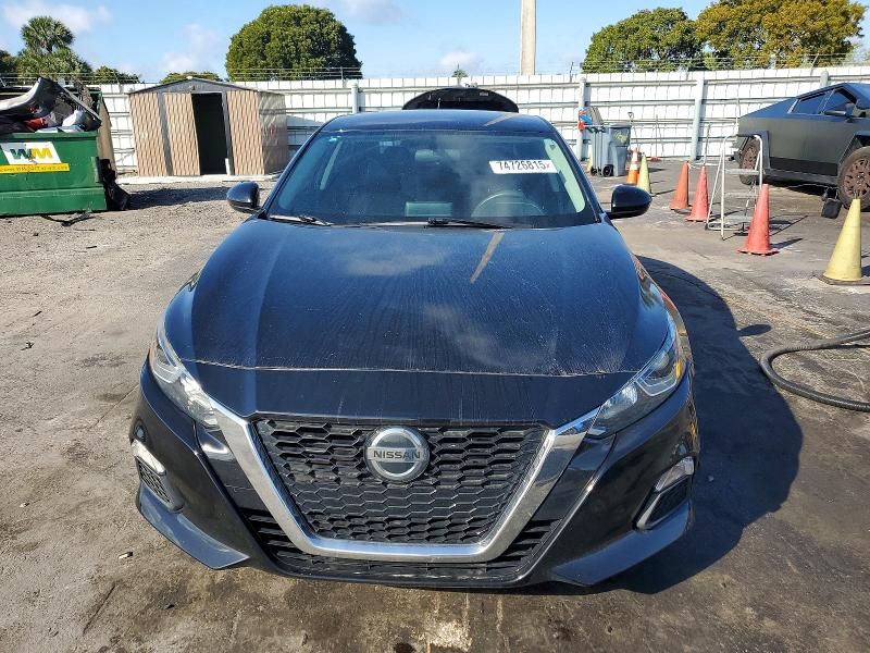 2020 Nissan Altima s