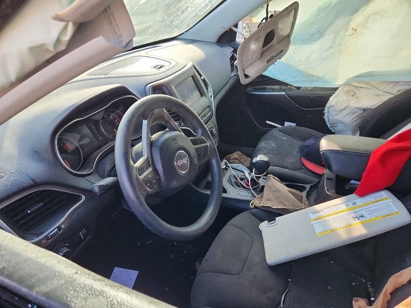 2020 Jeep Cherokee Latitude