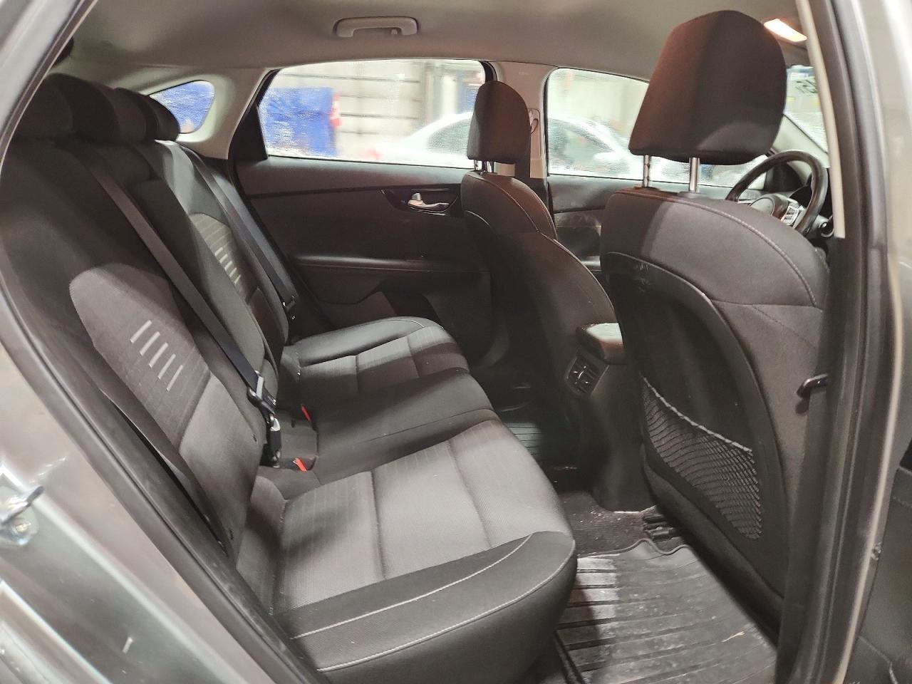 2021 KIA Forte ex