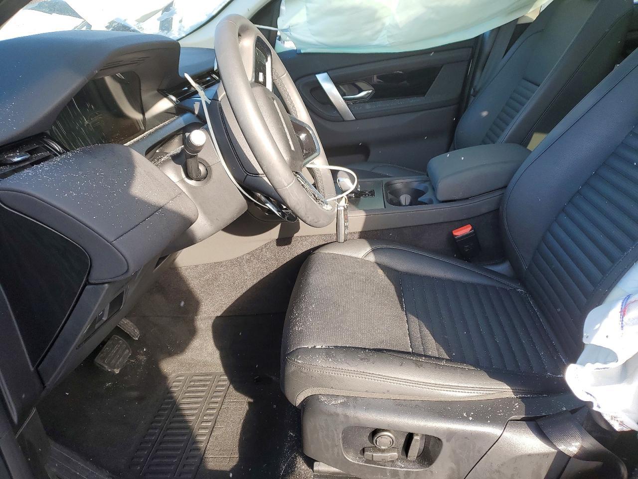2024 Land Rover Discovery Sport s