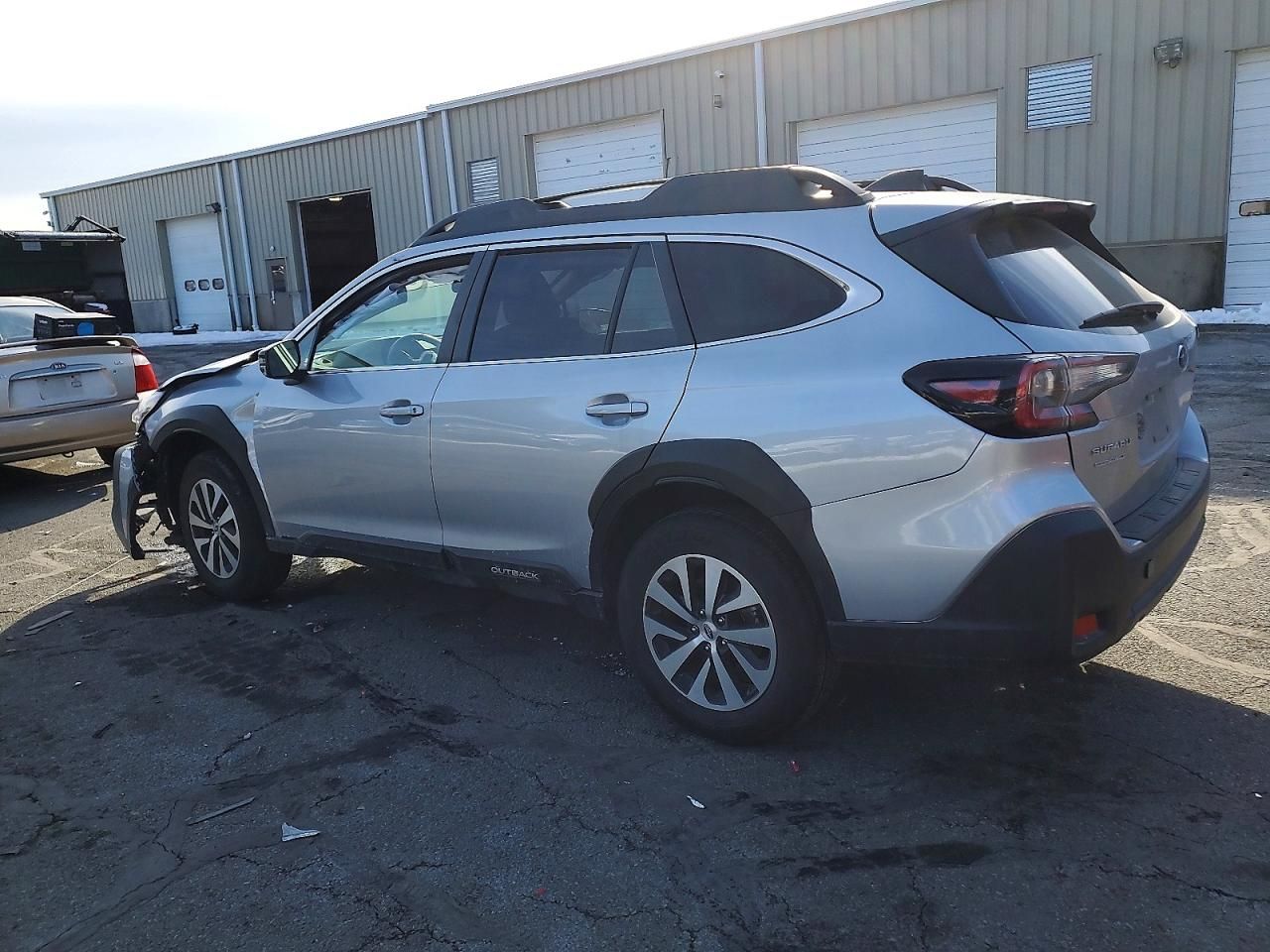 2025 Subaru Outback Premium