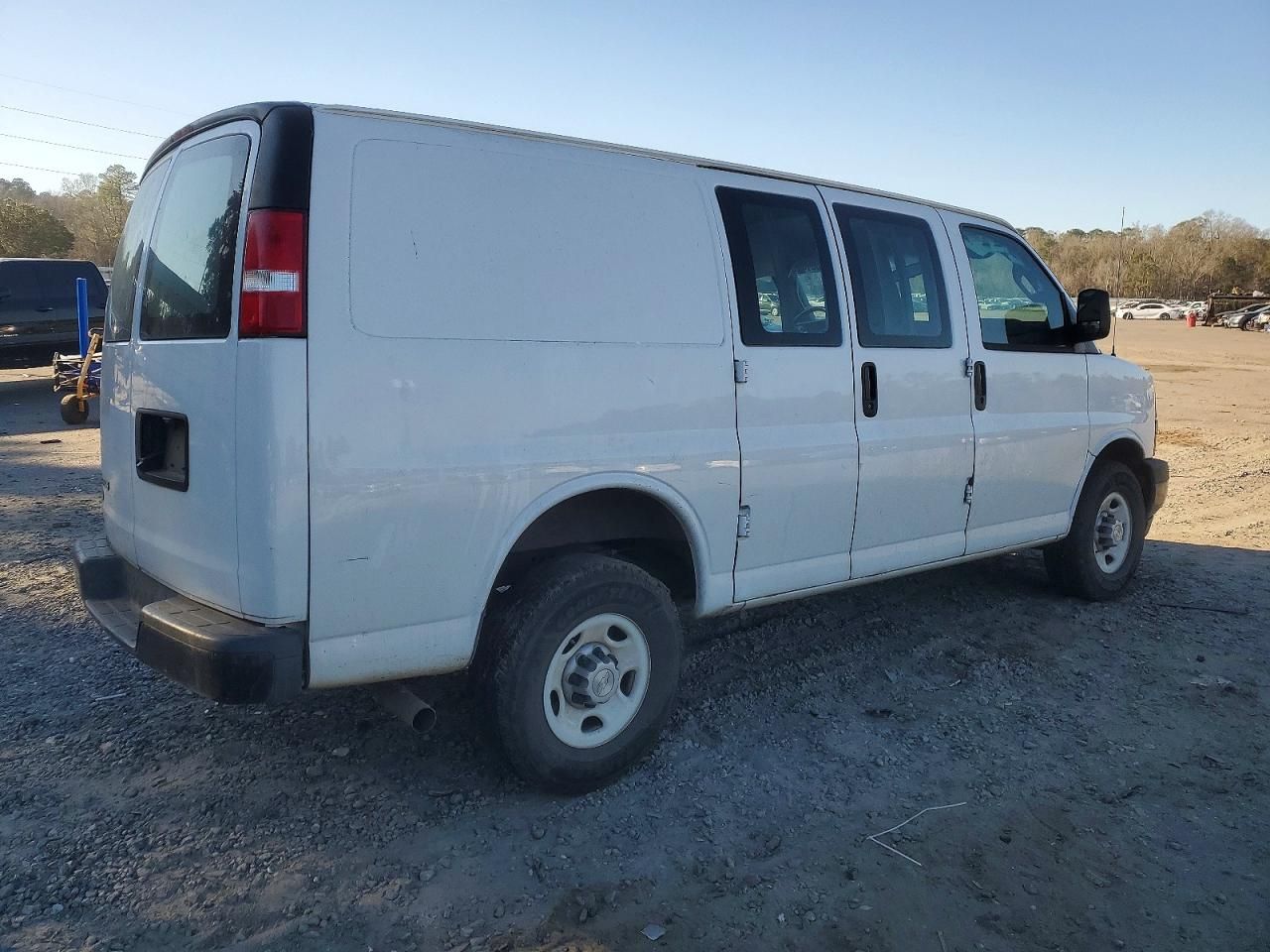 2020 Chevrolet Express G2500