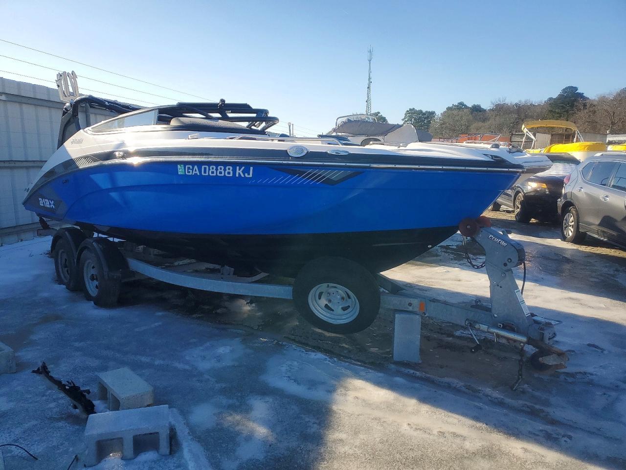 2017 Yamaha Boat