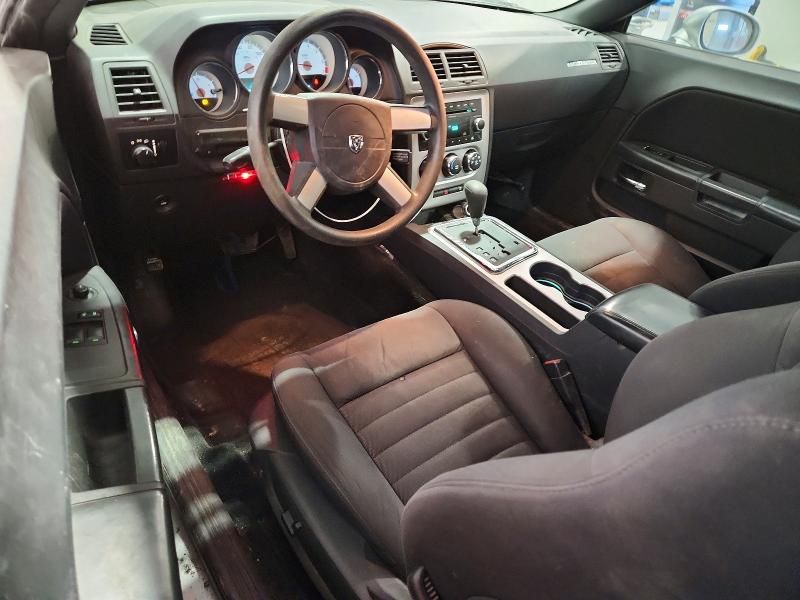 2010 Dodge Challenger se