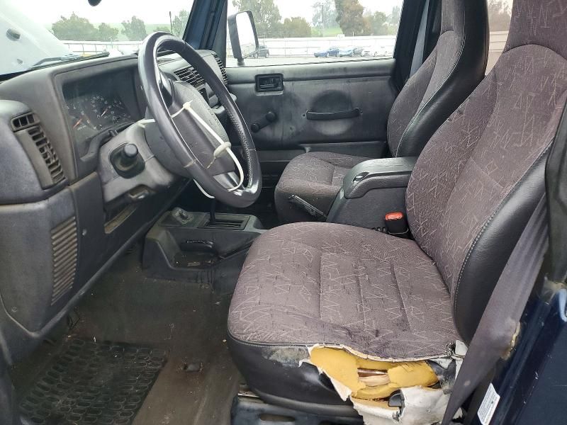 2002 Jeep Wrangler / tj Sport