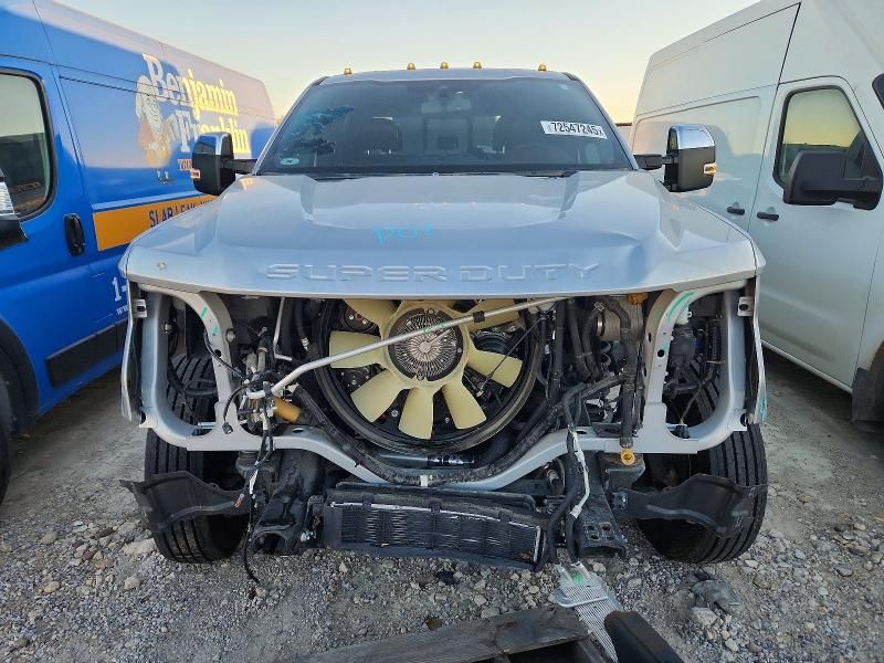 2022 Ford Super Duty F-450 W/D