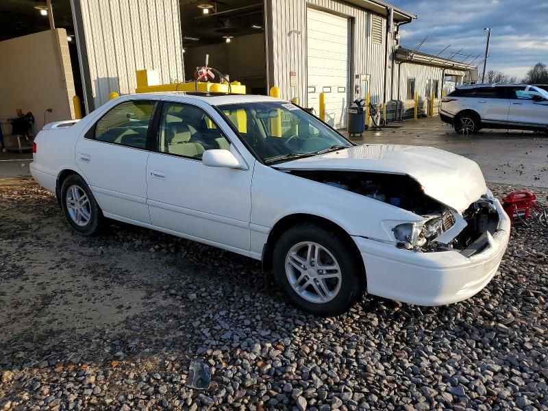 2001 Toyota Camry le