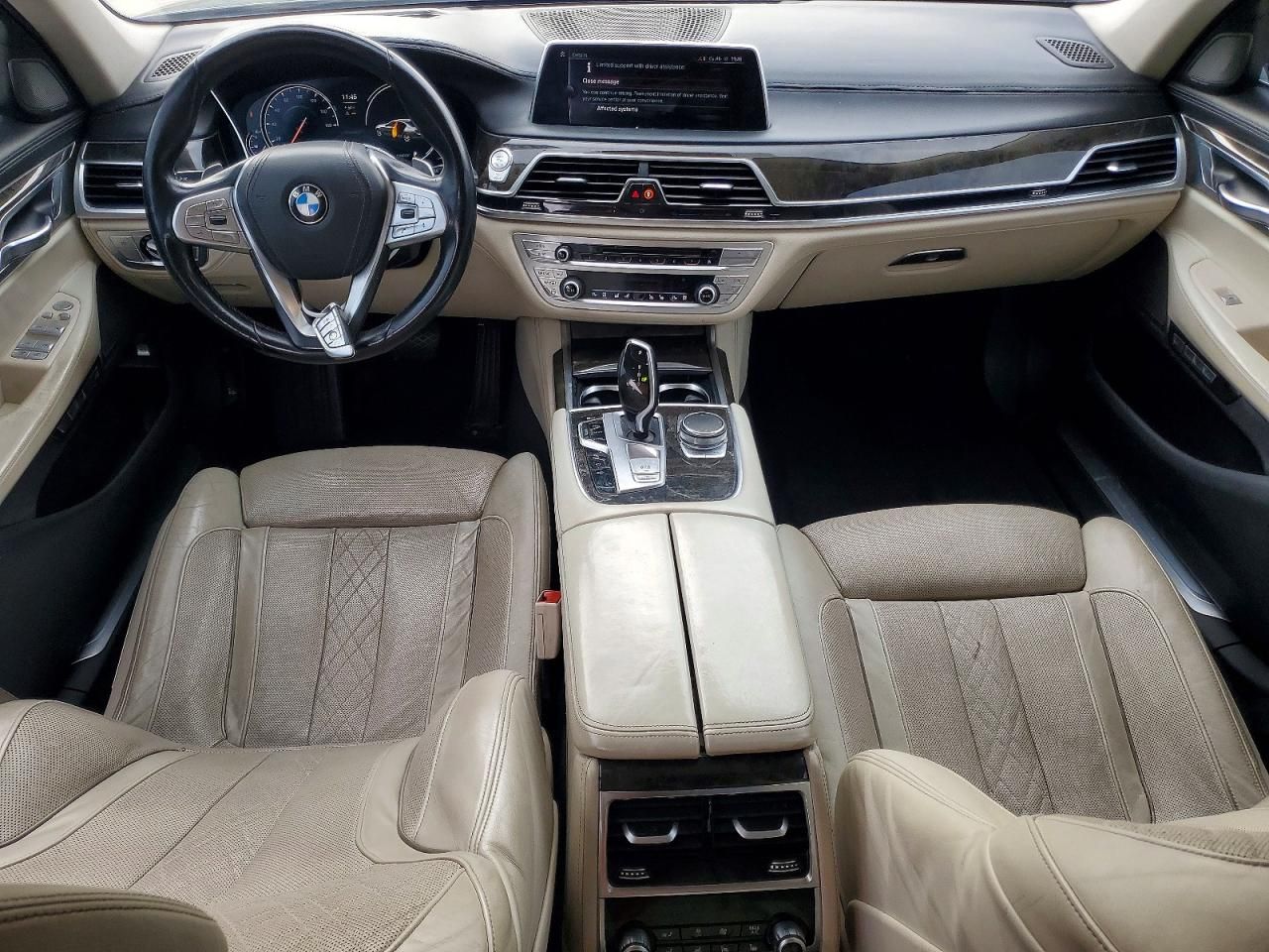 2016 BMW 740 i
