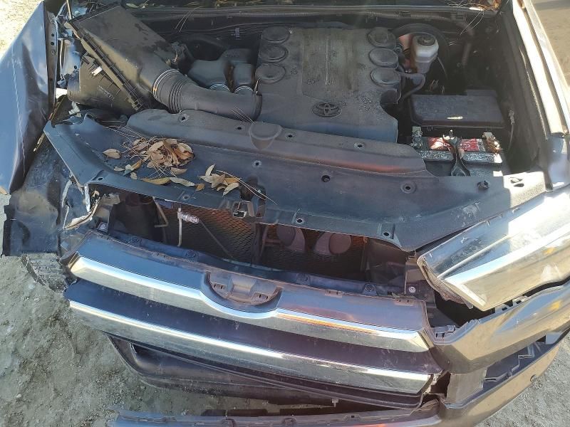 2018 Toyota 4runner SR5