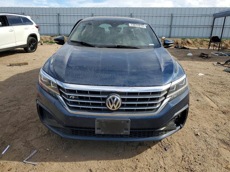 2022 Volkswagen Passat R-line