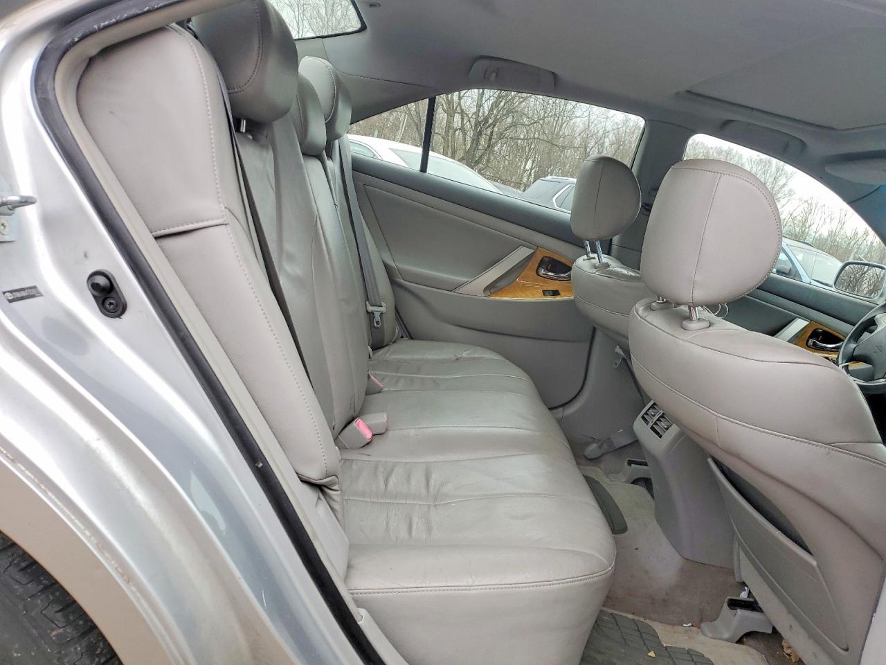 2007 Toyota Camry le