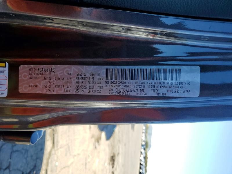 2020 Jeep Gladiator Sport