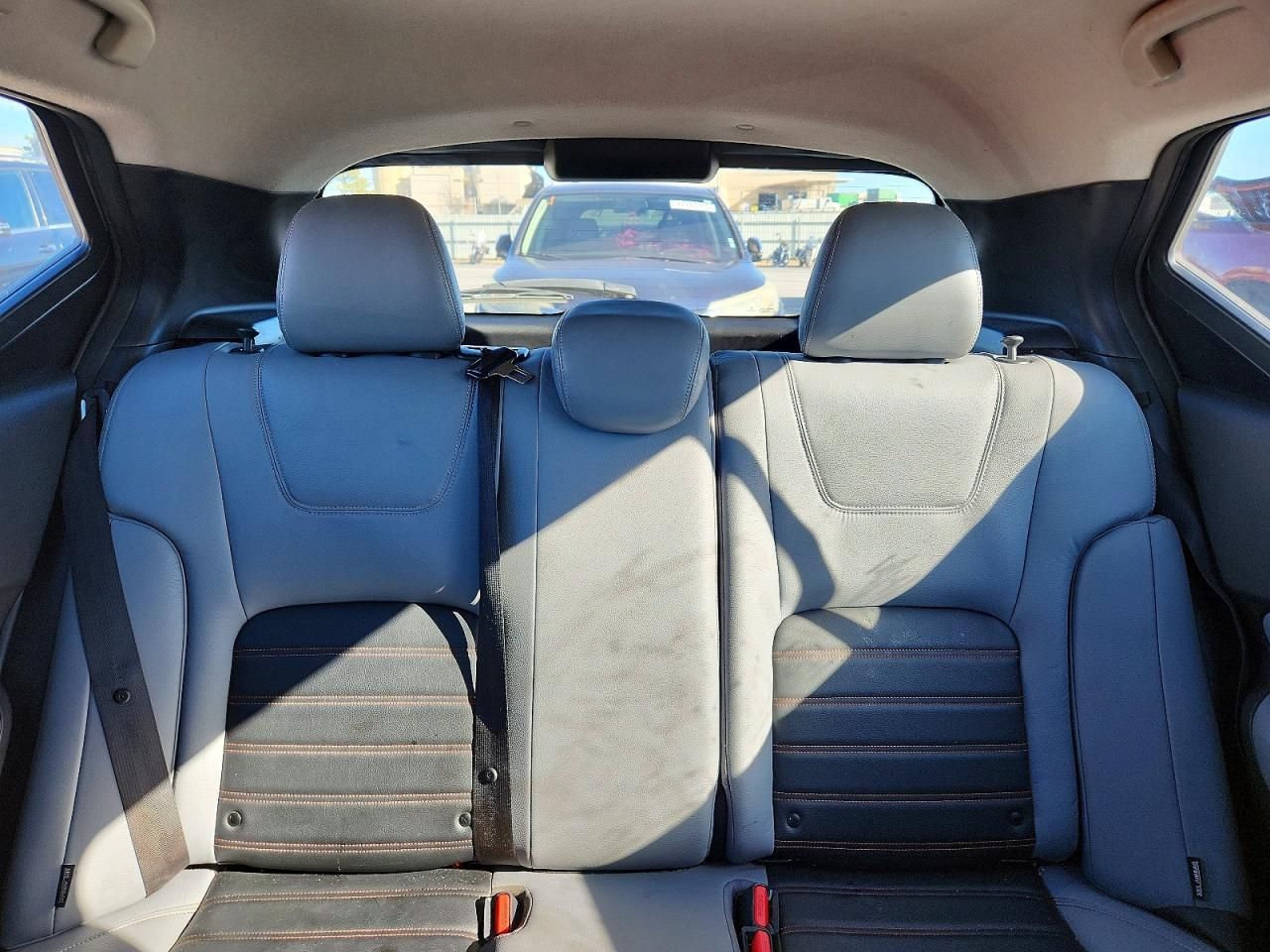 2022 Nissan Kicks sr